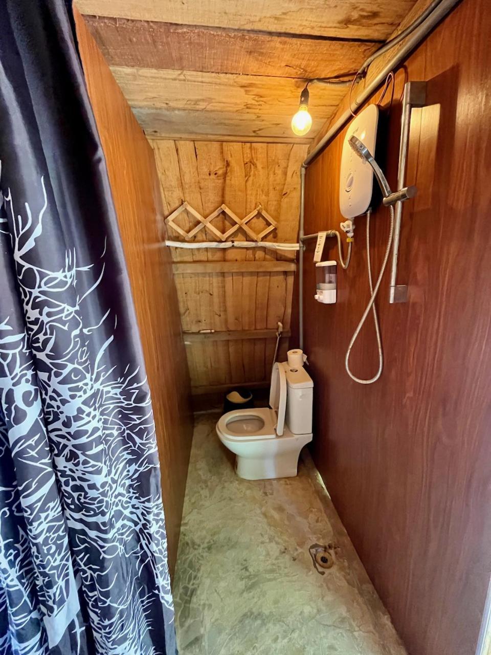Nguyen Shack Retreat Resort Phong Nha Exterior photo